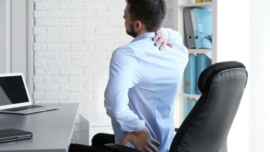 Dites adieu au mal de dos au bureau : Exercices efficaces pour un confort quotidien !